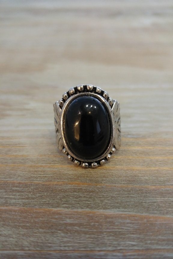 δαχτυλίδι-γυναικείο-μαύρη-πέτρα