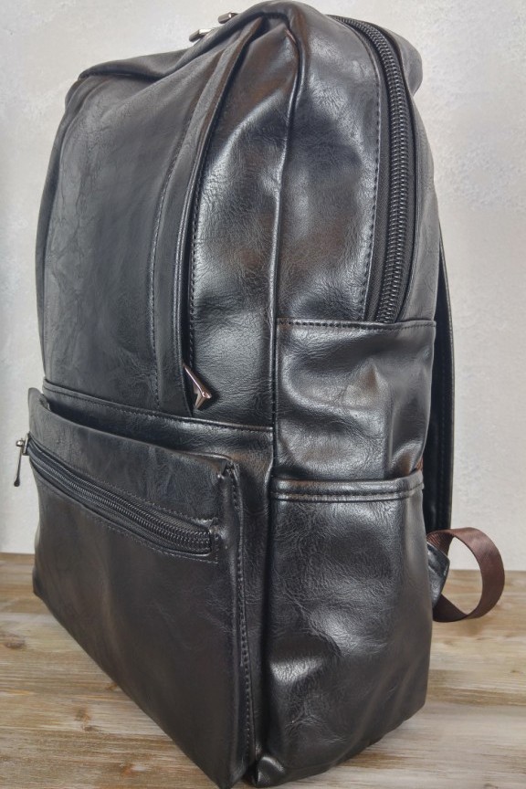 ανδρική-τσάντα-laptop-usb-μαύρη