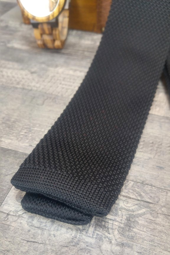 πλεκτή-γραβάτα-μαύρη