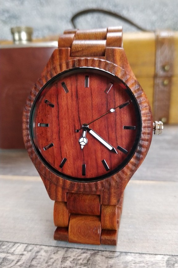ανδρικό-ξύλινο-ρολόι-κερασιά