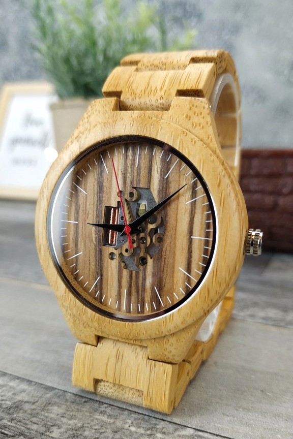 ξύλινο-ρολόι-μπρασελέ-φυσικό-μηχανισμός