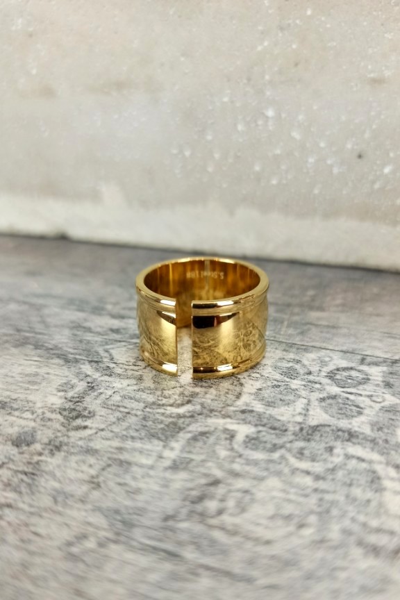 δαχτυλίδι-γυναικείο-ατσάλινο-χρυσό