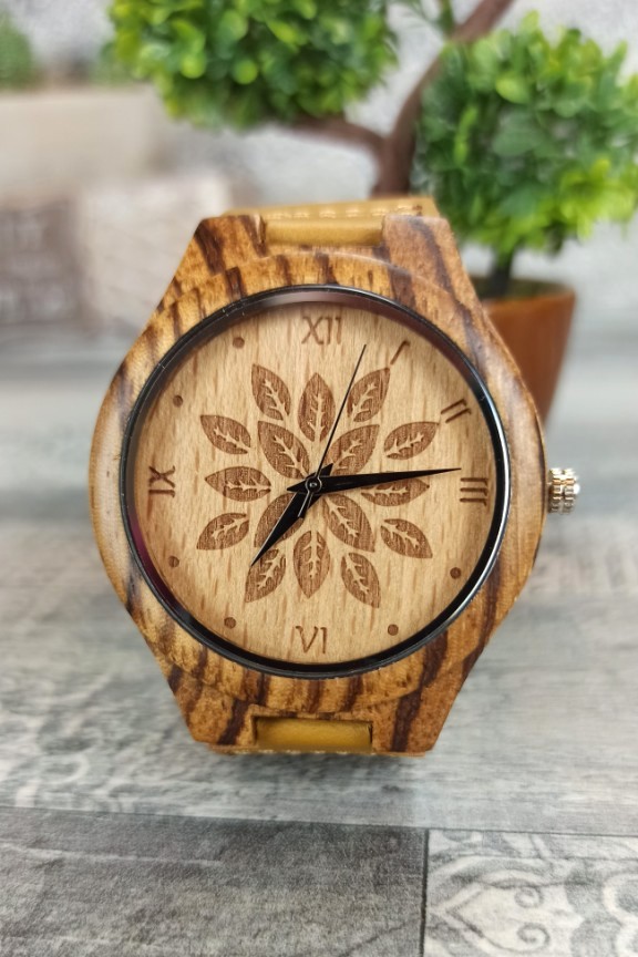 ξύλινο-ρολόι-φύλλα-λουράκι