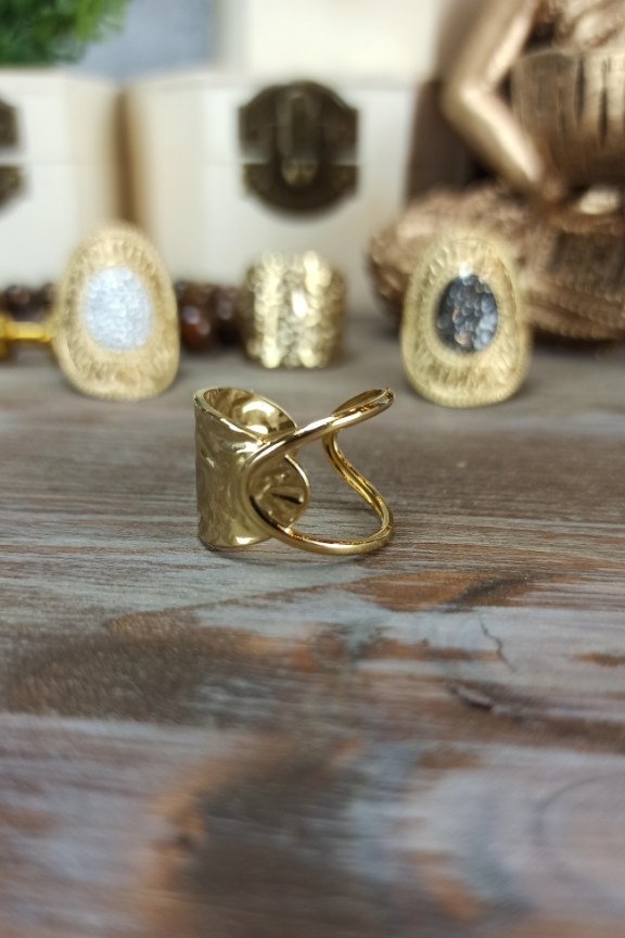 δαχτυλίδι-ατσάλι-σφυρήλατο-χρυσό