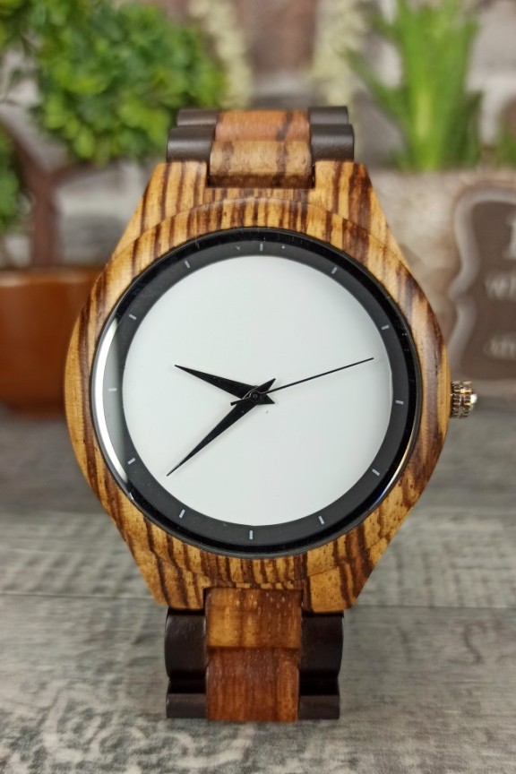 ξύλινο-ρολόι-λευκό-καντράν-μπρασελέ