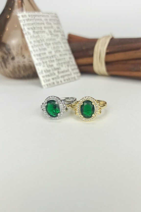 δαχτυλίδι-ατσάλι-πράσινη-πέτρα-ασημί