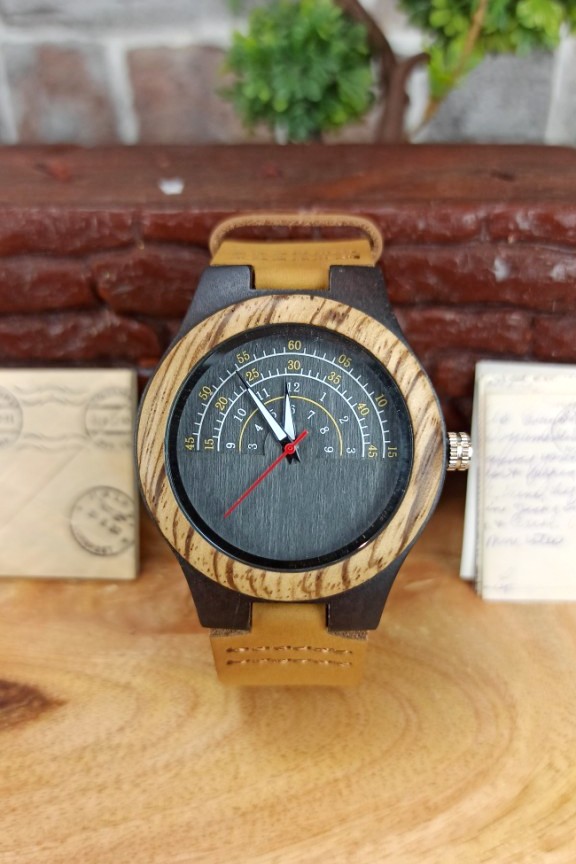 ξύλινο-ρολόι-μπεζ-λουράκι-μικρό