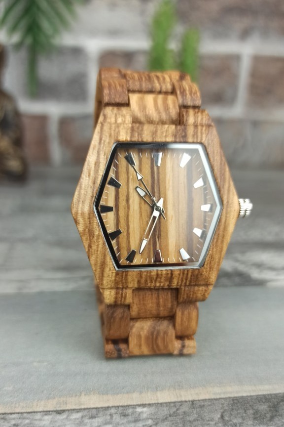 ξύλινο-ρολόι-πολυγωνικό-μπρασελέ-ζεμπράνο