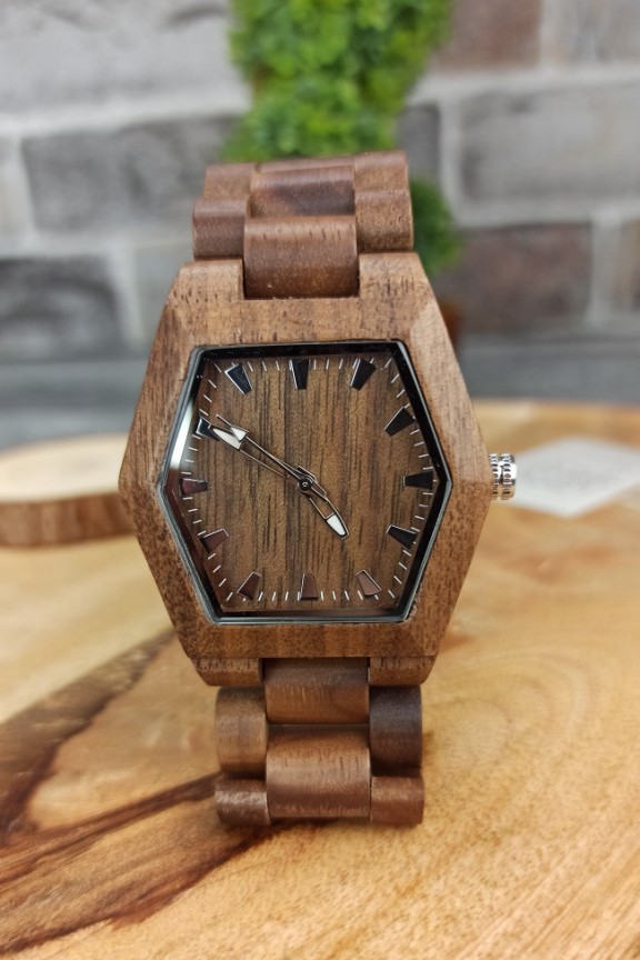 ξύλινο-ρολόι-πολυγωνικό-καρυδιά