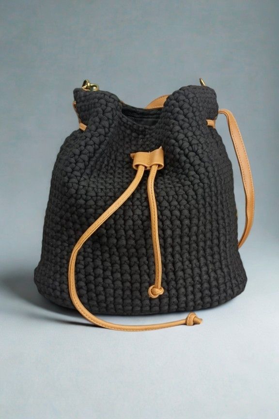 σακίδιο-πλεκτό-χειροποίητο-μαύρο