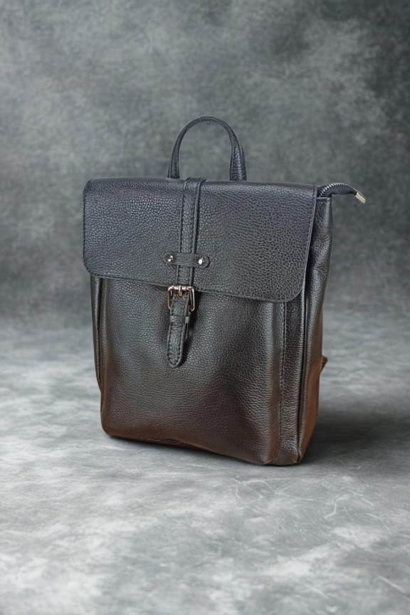 δερμάτινο-σακίδιο-πλάτης-μαύρο