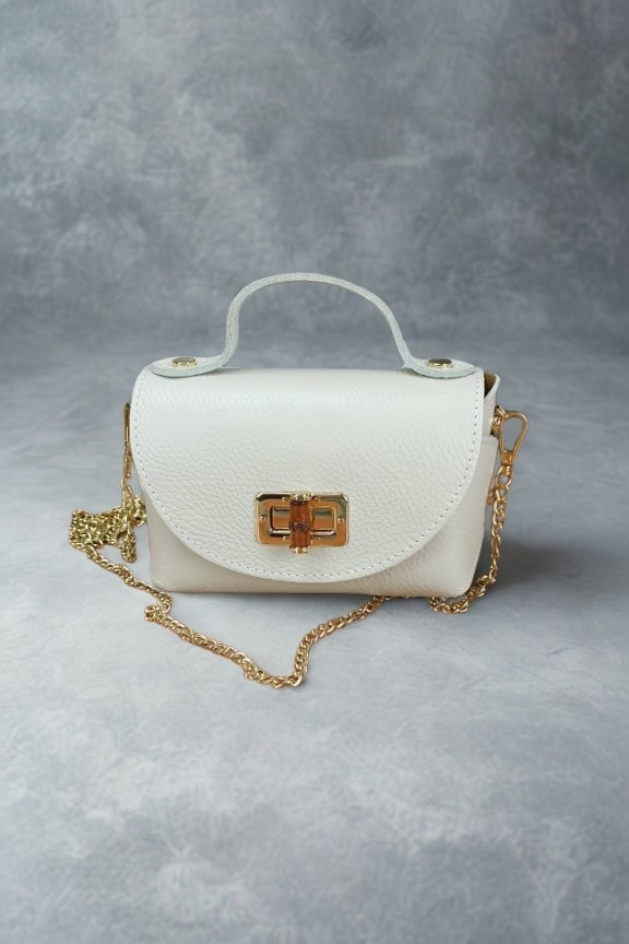 δερμάτινο-τσαντάκι-εκρού-μπαμπού