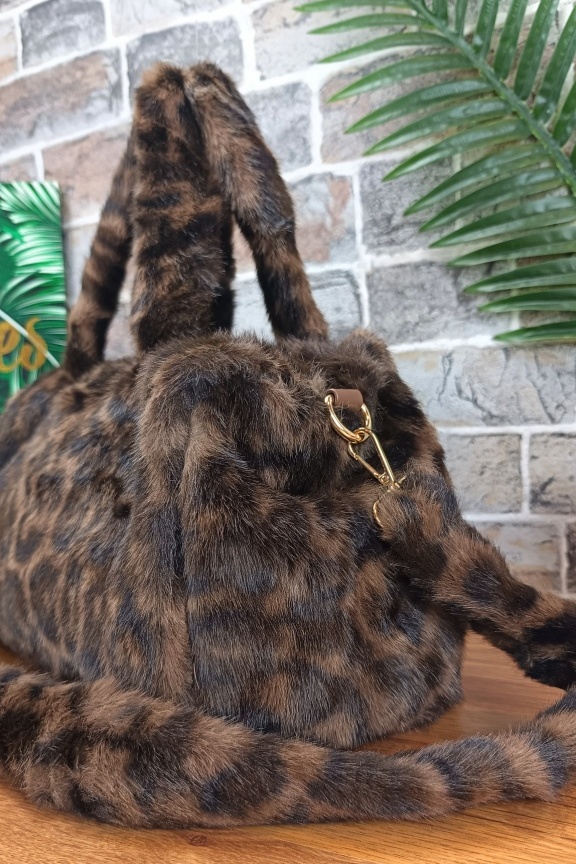 τσάντα-γούνα-λεοπάρ-καφέ