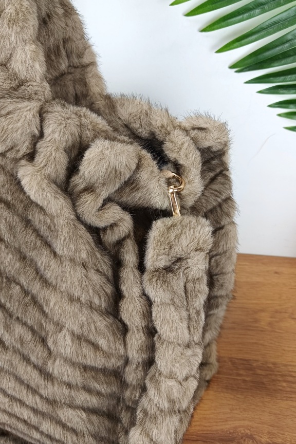 μεγάλη-γούνινη-τσάντα-hobo-γκρι