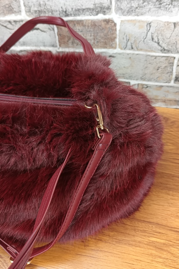 τσάντα-χιαστί-γούνα-μπορντώ