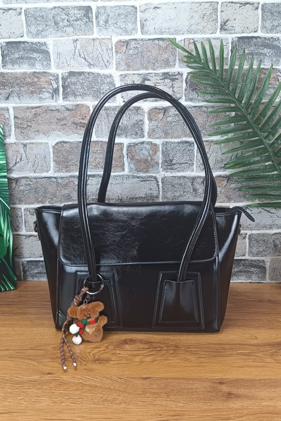 τσάντα-όμου-λουστρίνι-μπρελόκ-αρκουδάκι-μαύρη