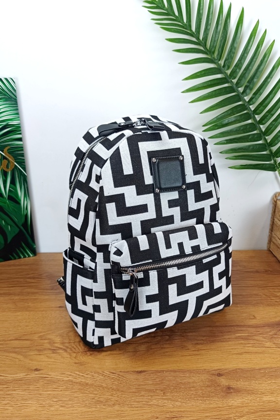 σακίδιο-πλάτης-γεωμετρικό-άσπρο-μαύρο