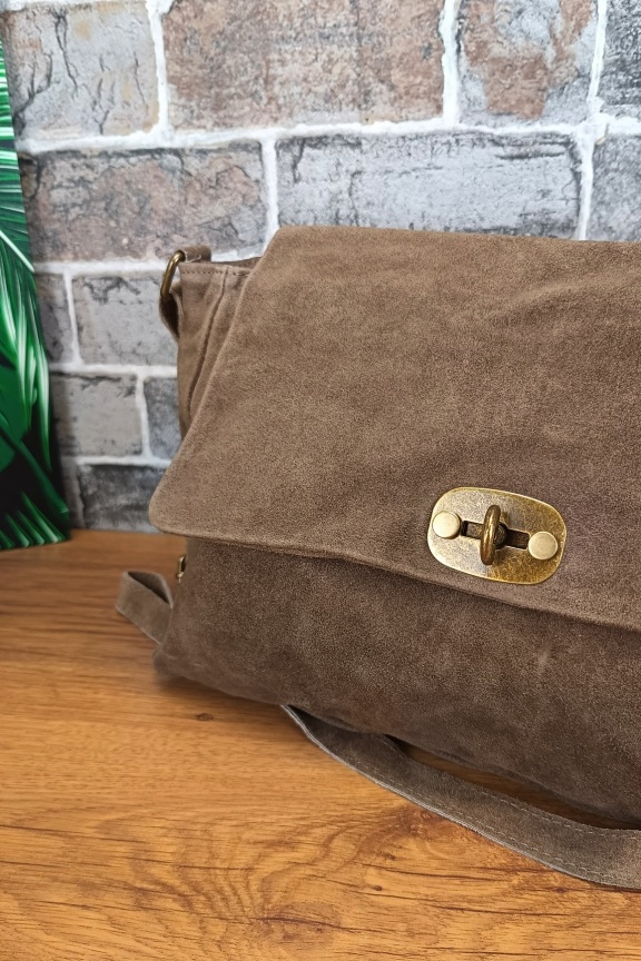 δερμάτινη-τσάντα-καστόρι-ταχυδρόμου-πούρο