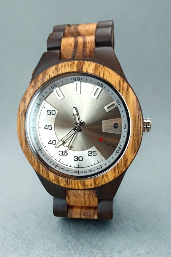 ξύλινο-ρολόι-χειρός-μπρασελέ-ασημί