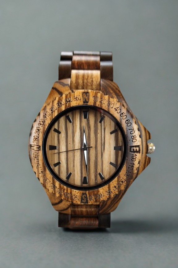 ξύλινο-ρολόι-χρονογράφος-μπρασελέ-διχρωμία