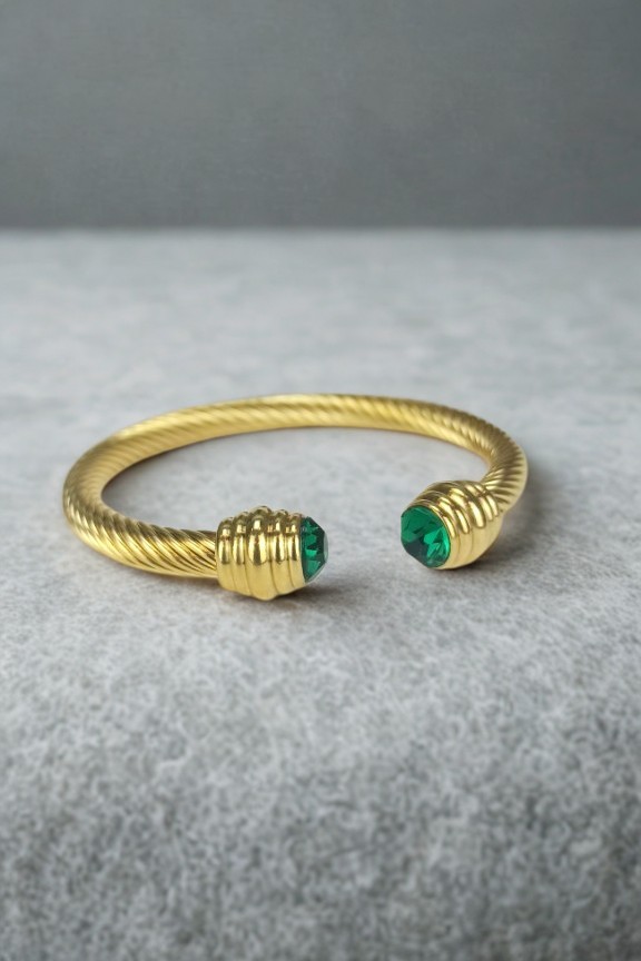 βραχιόλι-χειροπέδα-χρυσό-πράσινη-πέτρα