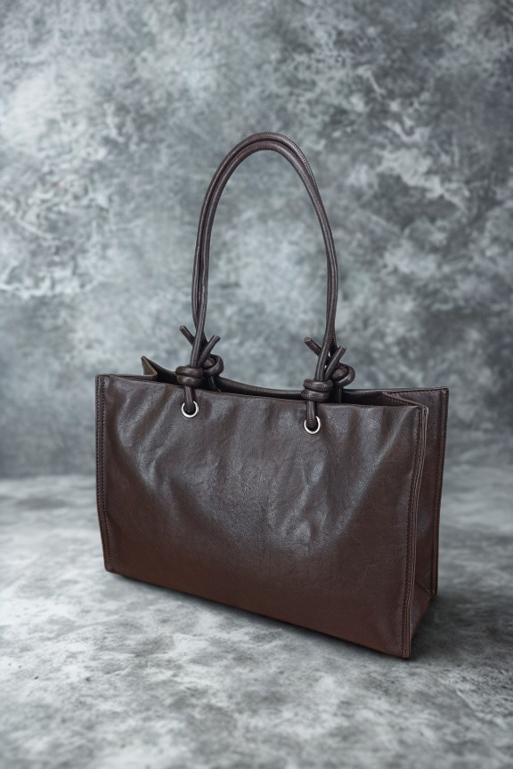 τσάντα-ώμου-λαβή-κόμπος-καφέ