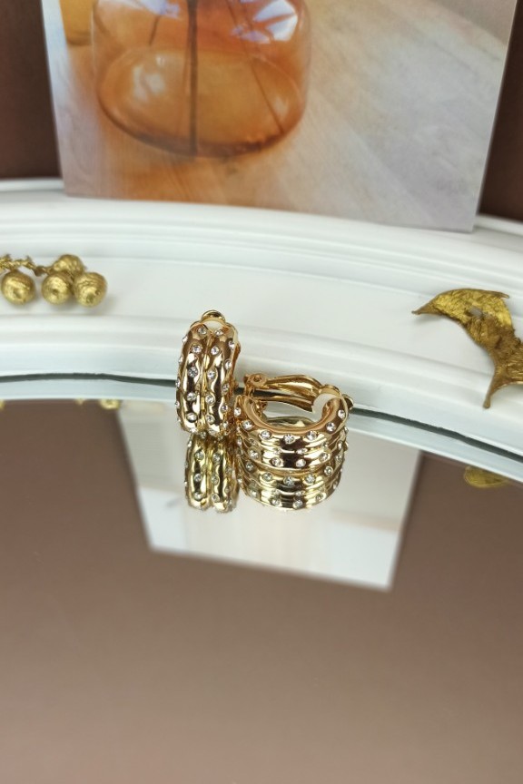 σκουλαρίκια-κλιπ-στρασάκια-χρυσά