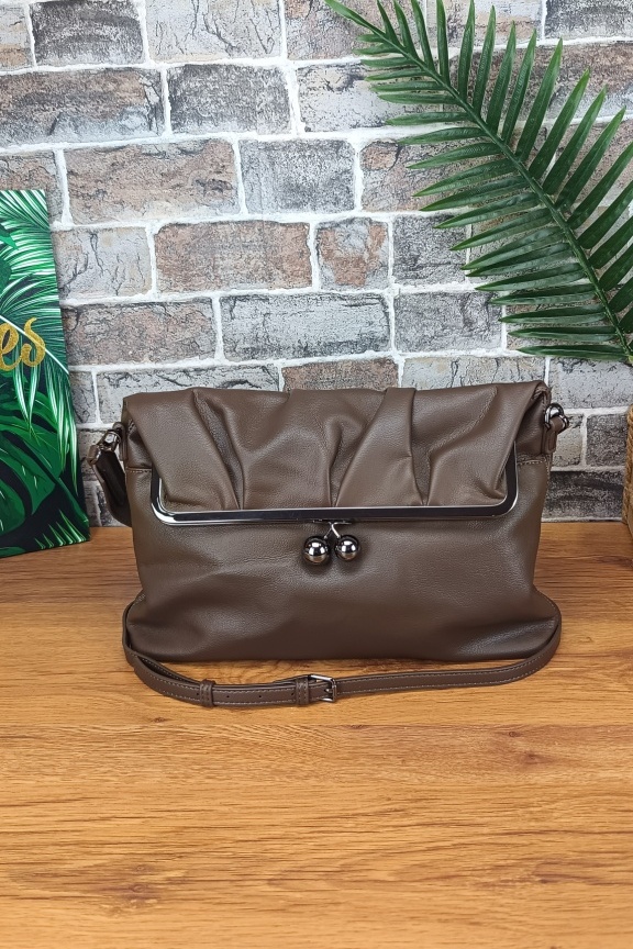 τσάντα-clutch-αναδιπλούμενη-καφέ