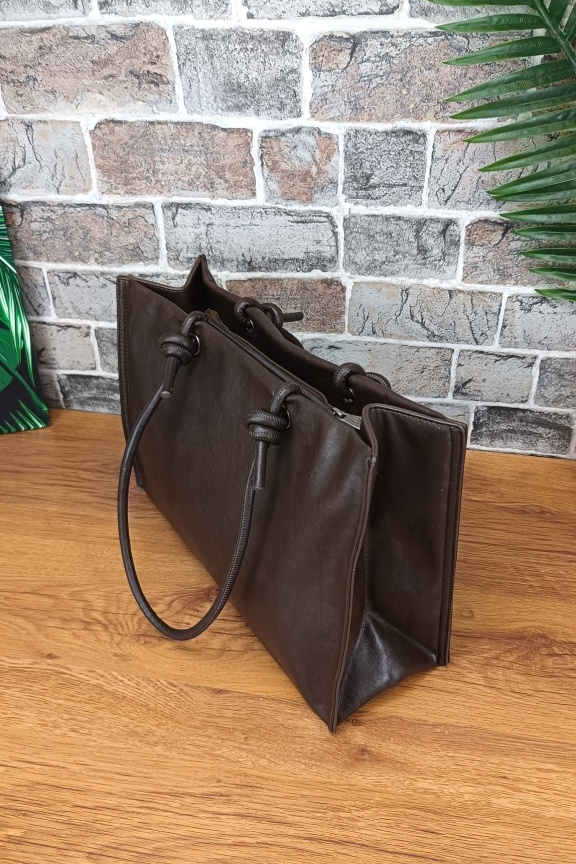 τσάντα-ώμου-λαβή-κόμπος-καφέ