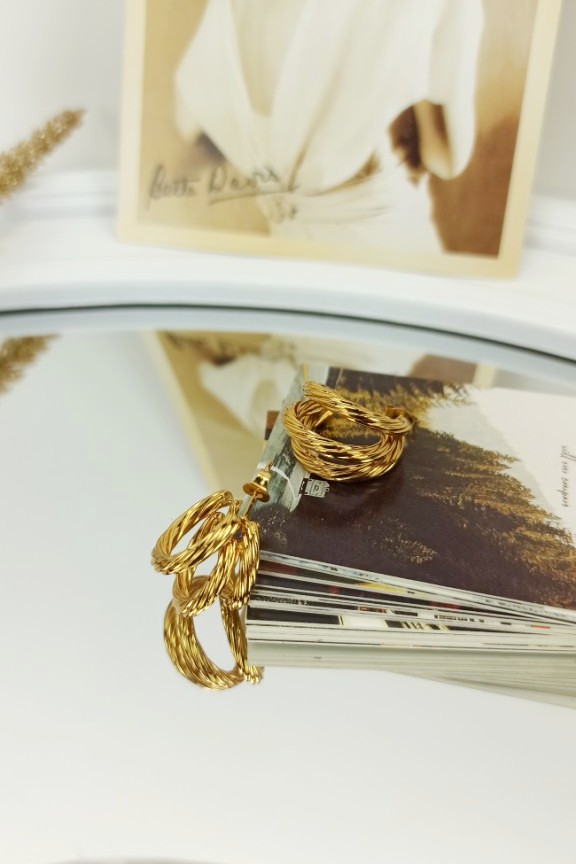 κρίκοι-τριπλοι-στριφτοί-χρυσοί-ατσάλι