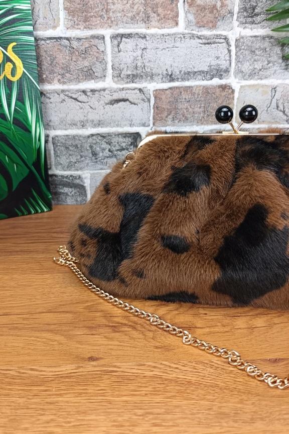 τσάντα-clutch-γούνα-λεοπαρ-καφέ