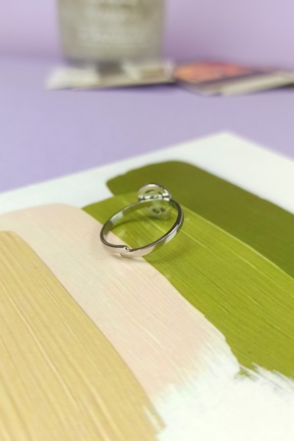 δαχτυλίδι-γυναικείο-διάφανη-πέτρα-ασημί