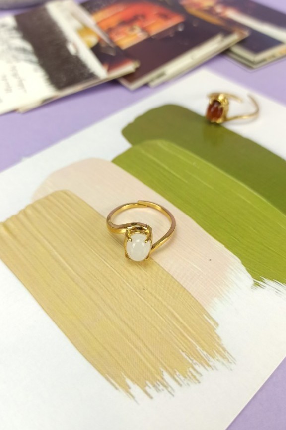 δαχτυλίδι-ατσάλι-πέτρα-φεγγαρόπετρα-χρυσό