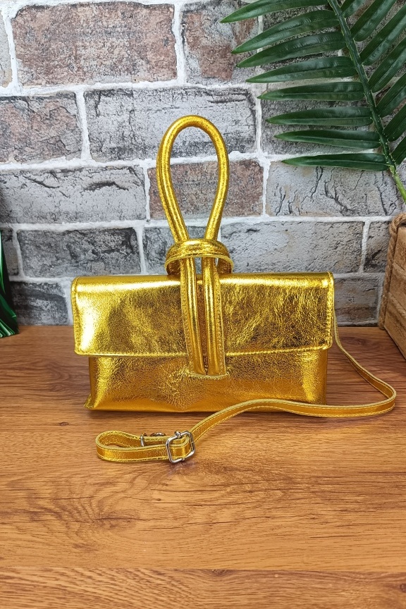 δερμάτινη-τσάντα-χειρολαβή-χρυσή