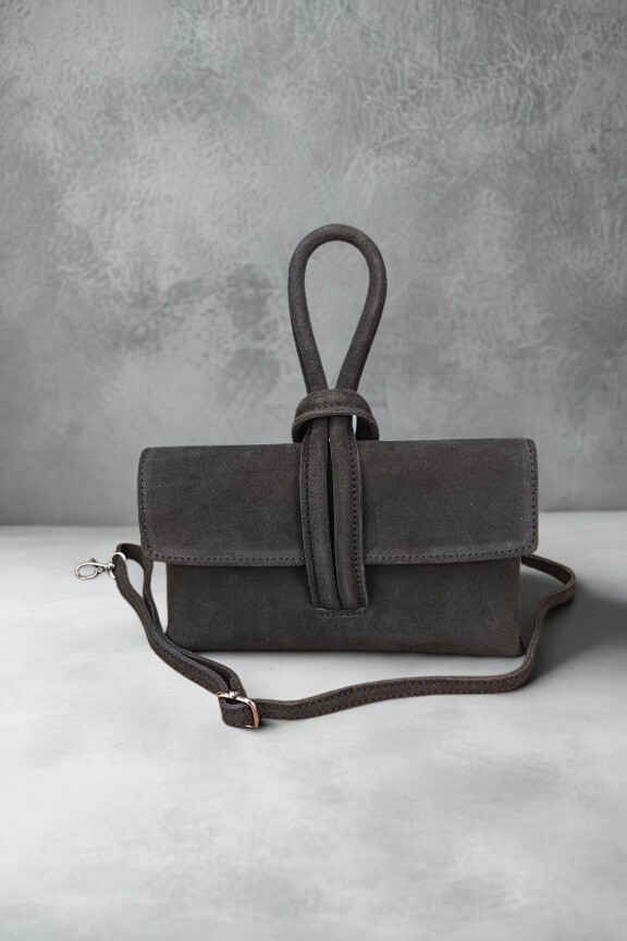 δερμάτινη-τσάντα-καστόρι-λαβή-καφέ-σκούρο