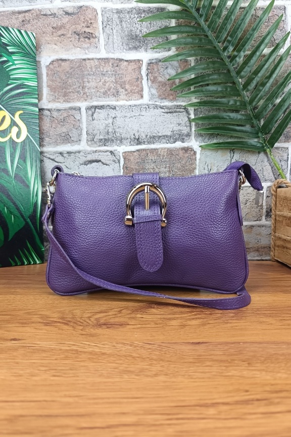 δερμάτινη-τσάντα-πόρπη-μωβ