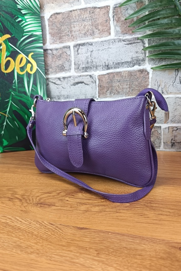 δερμάτινη-τσάντα-πόρπη-μωβ