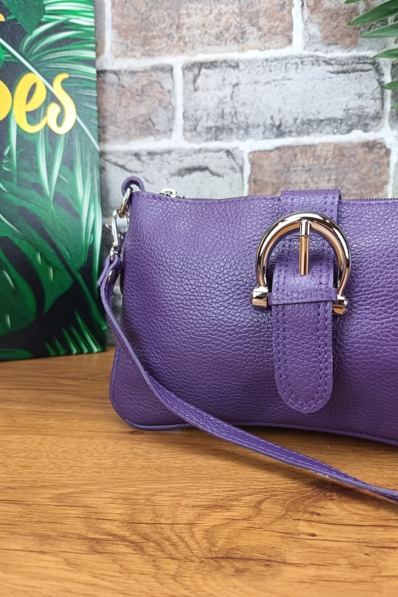 δερμάτινη-τσάντα-πόρπη-μωβ