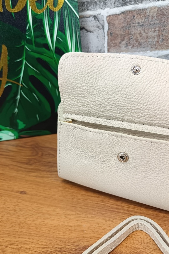 δερμάτινο-πορτοφόλι-τσαντάκι-εκρού