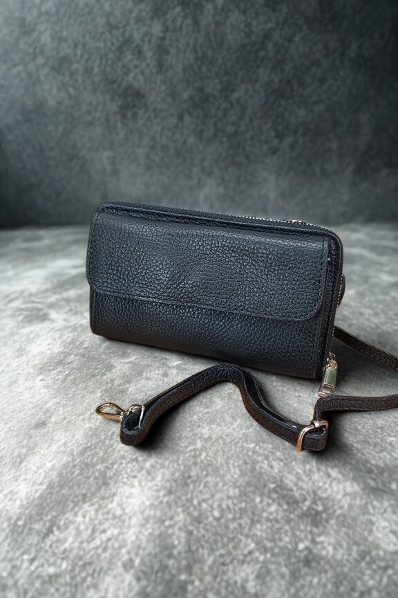 δερμάτινο-πορτοφόλι-τσαντάκι-μαύρο