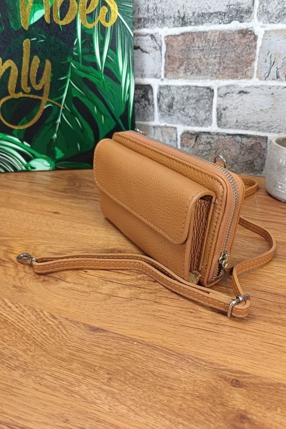 δερμάτινο-πορτοφόλι-τσαντάκι-ταμπά