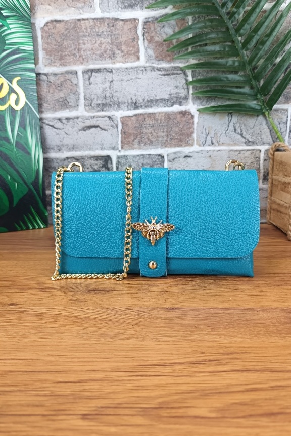δερμάτινο-τσαντάκι-μέλισσα-τυρκουαζ