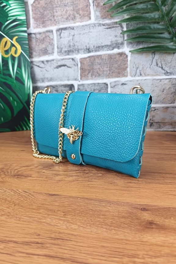 δερμάτινο-τσαντάκι-μέλισσα-τυρκουαζ