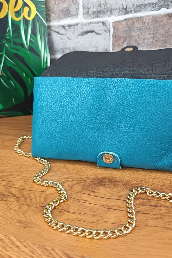 δερμάτινο-τσαντάκι-μέλισσα-τυρκουαζ