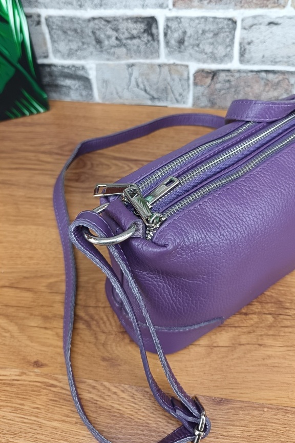 δερματινη-τσαντα-με-θηκες-μωβ