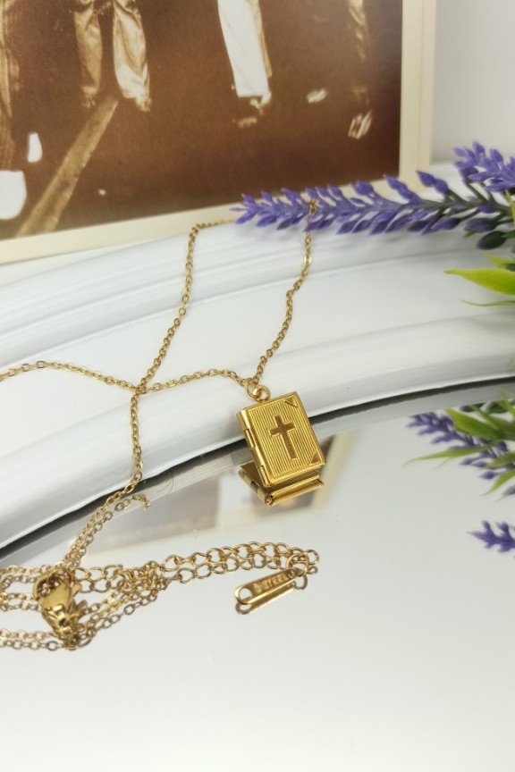 κολιέ-ανοιγόμενο-σταυρός-χρυσό