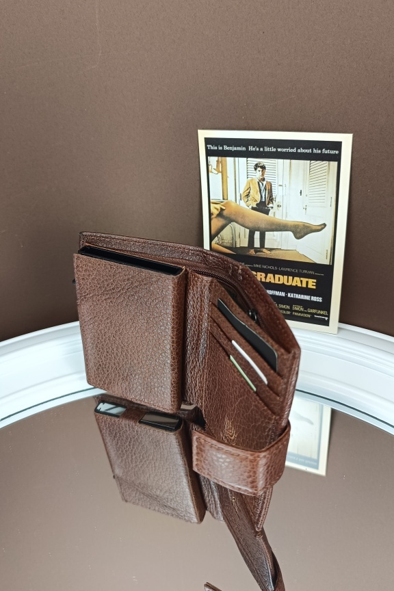 δερμάτινο-πορτοφόλι-rfid-καρτών-καφέ