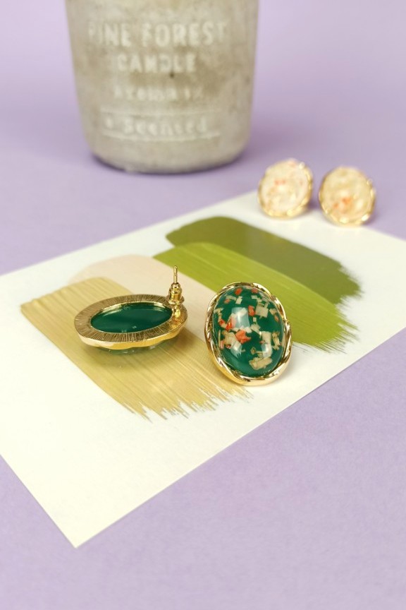 σκουλαρίκια-ρητίνης-ψηφιδωτό-πράσινα