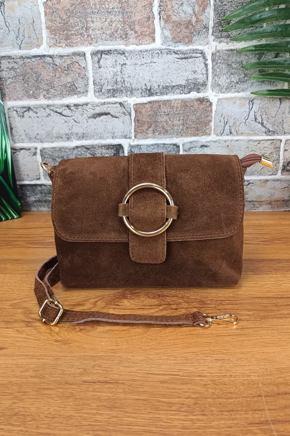 τσάντα-δερμάτινη-κρίκο-καφέ